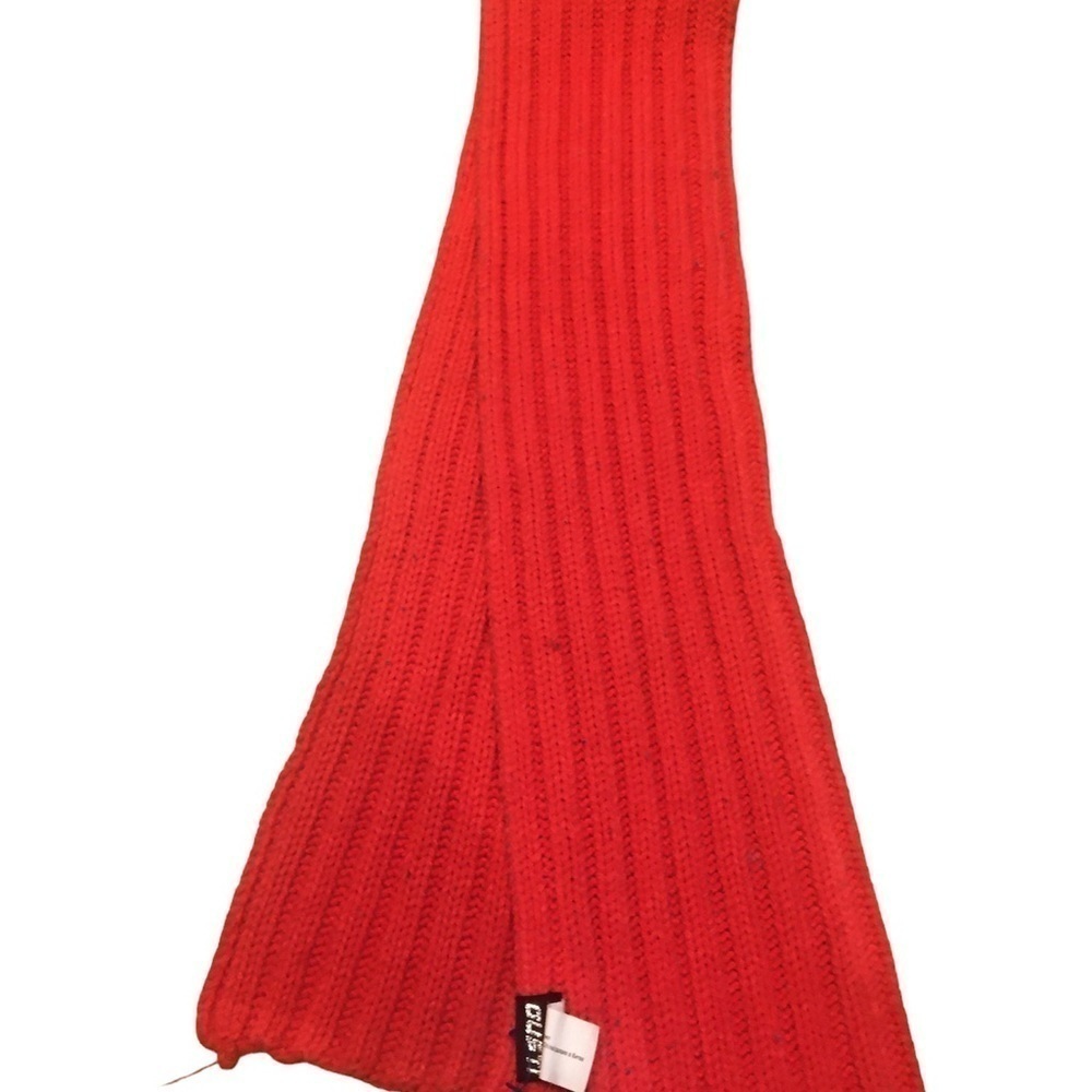 3/15$ Gusti knitted scarf​